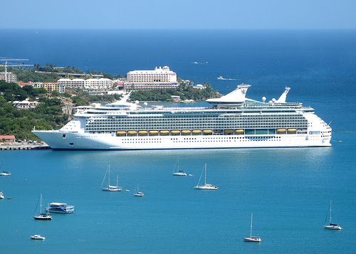 Royal Caribbean ofrecer 1 crucero de 15 das desde Mlaga hasta Dubi en 2012